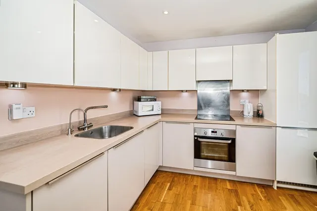 Windsor Road, Slough, SL1, photo 3