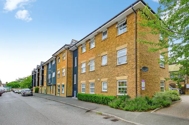 Fourdrinier Way, Hemel Hempstead, photo 1