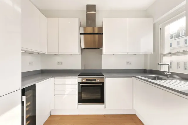 Lexham Gardens, Kensington, W8, photo 2