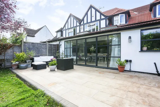 Photo 3 — Nonsuch Walk, South Cheam, Cheam, Surrey, SM2 7NG
