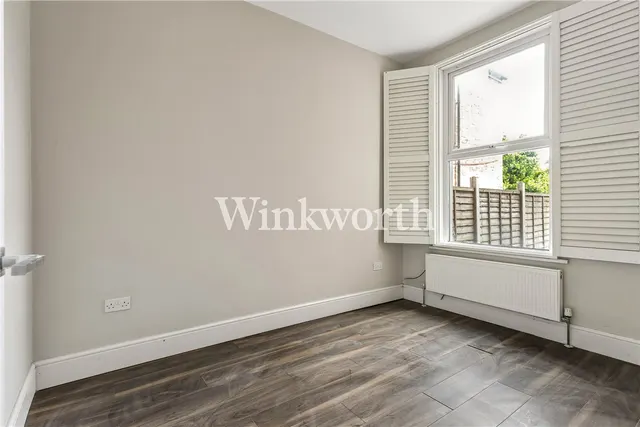 Photo 2 — Lordsmead Road, London, N17