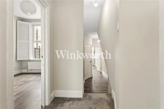Lordsmead Road, London, N17, photo 1