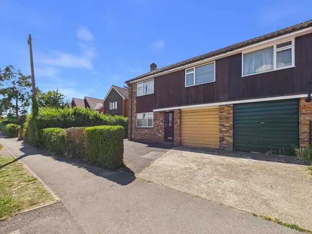Chiltern Avenue, Amersham, HP6, photo 1