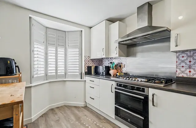 Photo 3 — Heathfield Lane, Birkenshaw BD11 2DP