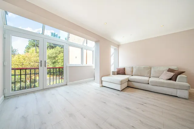 Bywater Place, London, SE16, photo 1