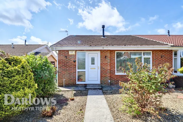 Kidwelly Grove, Merthyr Tydfil, photo 1
