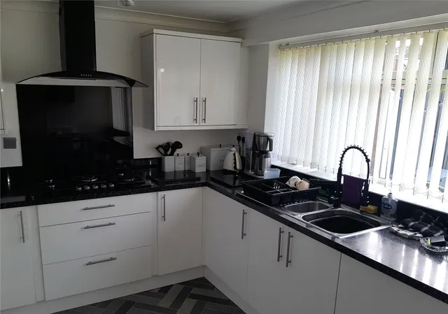 Ladeler Grove, Birmingham, B33, photo 3