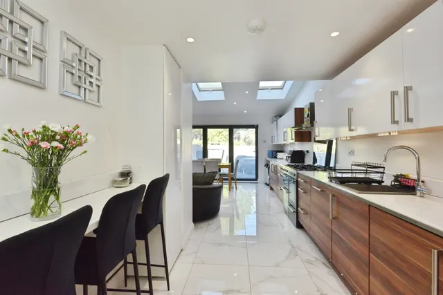Whaddon Way, Bletchley, MK3, photo 2
