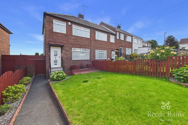 Orion Walk, Leeds, West Yorkshire, LS10, photo 1