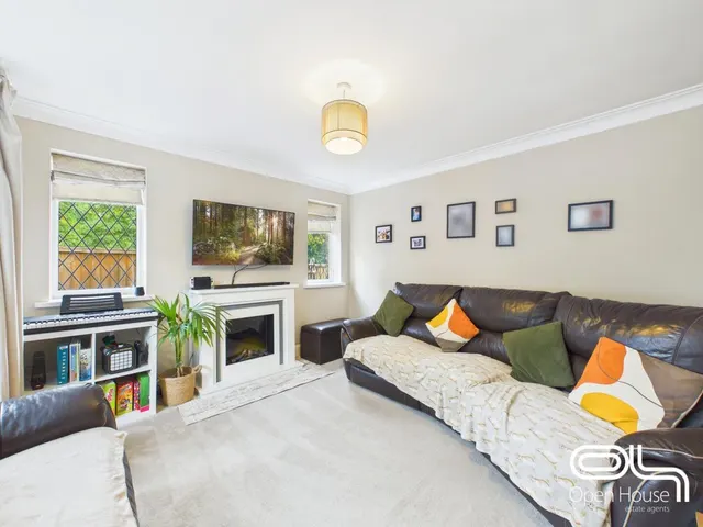 Weston Road, Stafford, ST16, photo 3