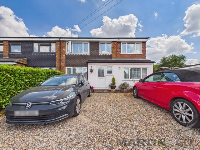 Ringway Road, Park Street, AL2, photo 1
