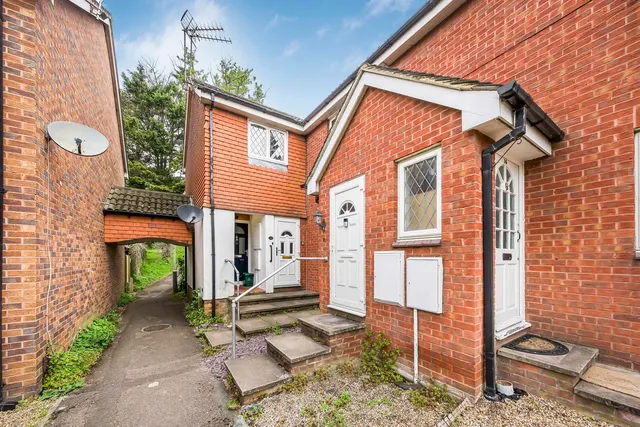 Peplow Close, West Drayton, UB7, photo 1