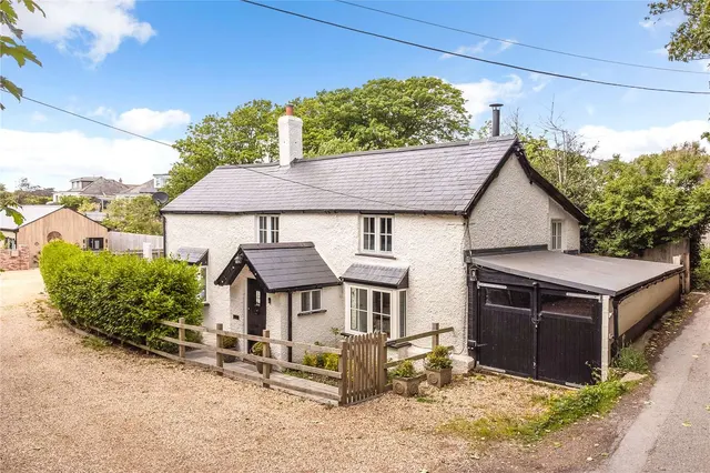 Meadow Way, Barton on Sea, New Milton, Hampshire, BH25 7AN, photo 1