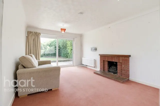 Dove Close, Bishop's Stortford, CM23, photo 2