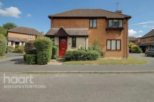Dove Close, Bishop's Stortford, CM23, photo 1