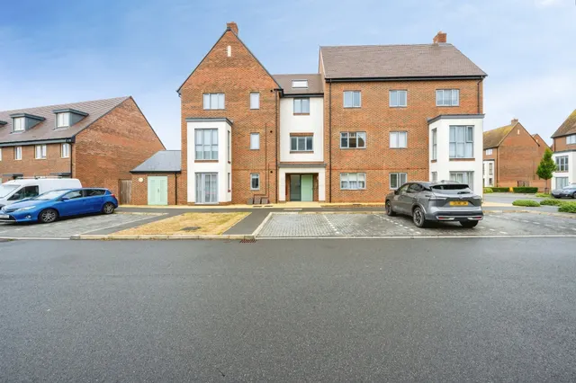 Axtell Way, Weston Turville, Aylesbury, photo 1