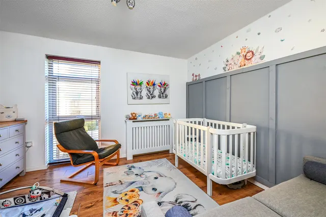 Photo 3 — Wellesley Close, Ash Vale, Guildford, Surrey, GU12 5SP
