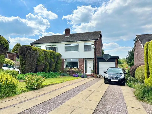 Chantry Road, Disley, SK12, photo 1