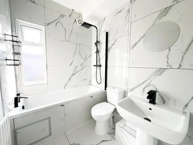 Newlands Road, London, SW16, photo 3