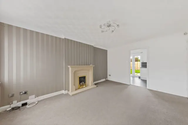 Photo 2 — Helmsley Close, Bewsey, Warrington, Warrington, WA5 0GF