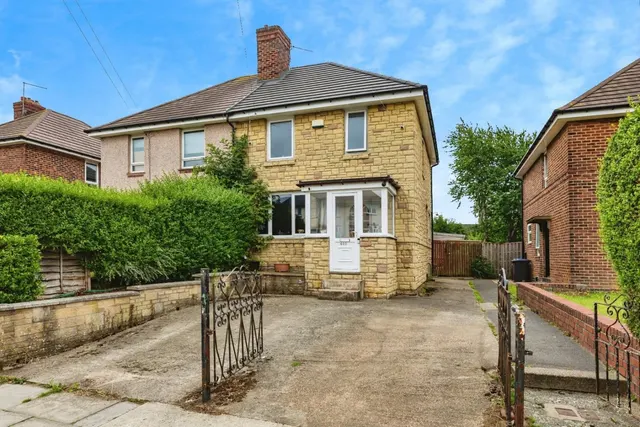 Wordsworth Avenue, Sheffield, photo 1
