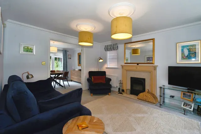 Dean Way, Storrington, RH20, photo 2