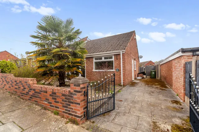 Peebles Avenue, St. Helens, WA11, photo 1