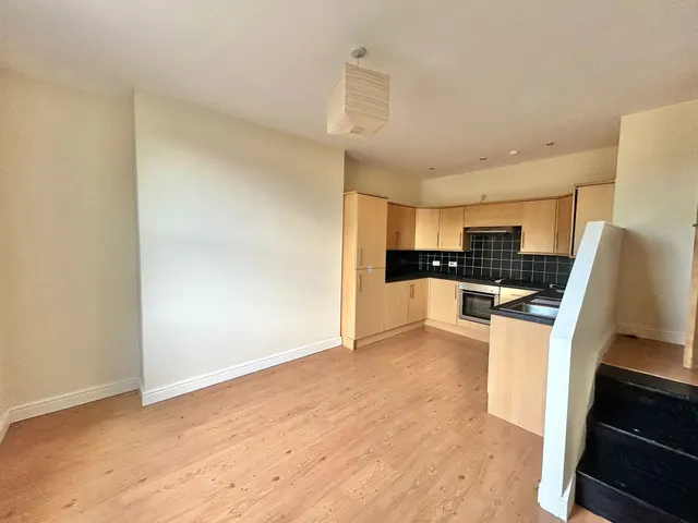 Shrewsbury Road, Prenton, CH43, photo 2