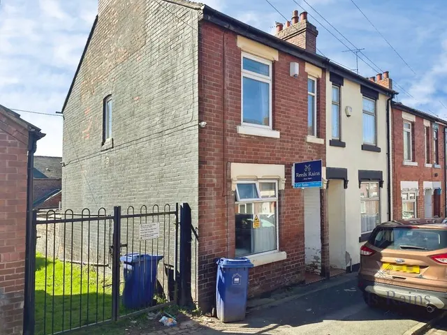 Mellard Street, Newcastle, Staffordshire, ST5, photo 1