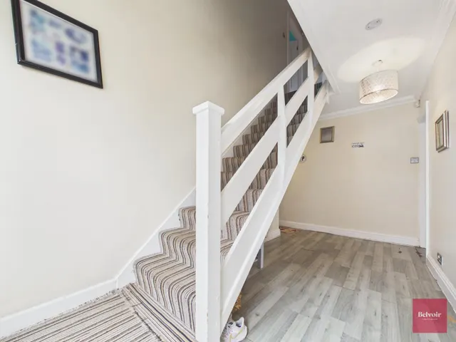 Photo 3 — Saunders Way, Sketty, Swansea, SA2