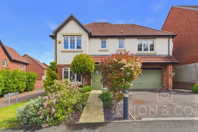 Forester Road, Moulton, NN3, photo 1