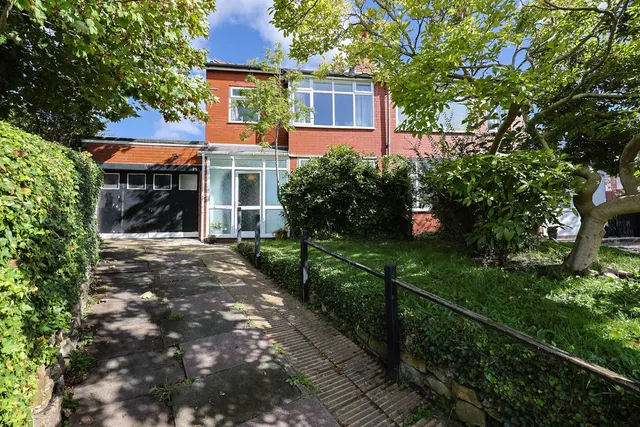 Swinley Street, Wigan, photo 1