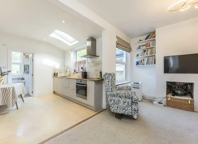 Malyons Road, Lewisham, SE13, photo 3