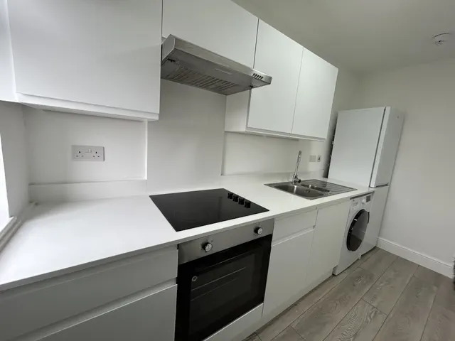 Langland Road, Milton Keynes, MK6, photo 3