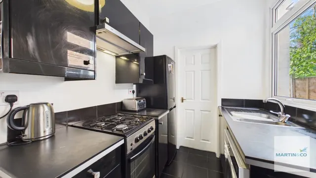 Coles lane, Sutton Coldfield, B72, photo 3