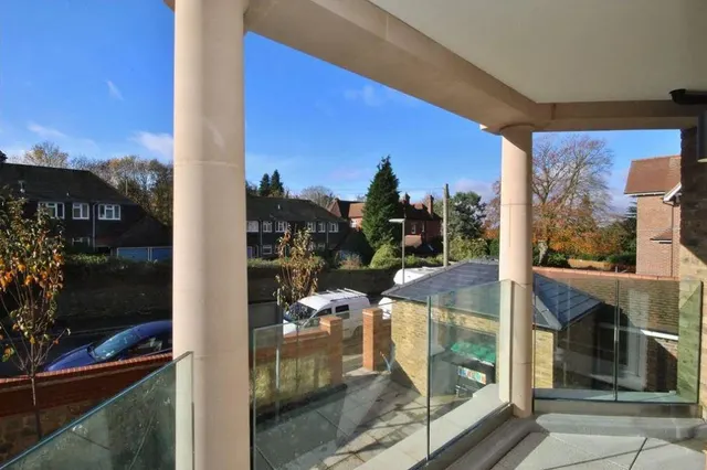 Albury Road, Guildford, GU1, photo 3