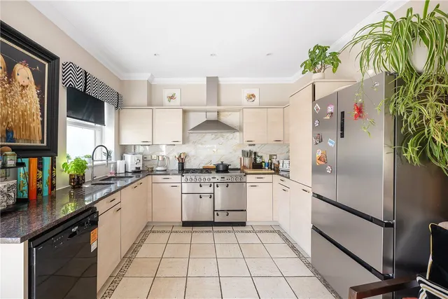 Rawlings Close, Beckenham, BR3, photo 3