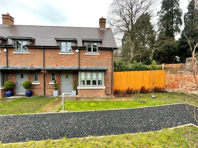 The Walled Garden, Tekels Park, Camberley, Surrey, GU15 2TY, photo 1