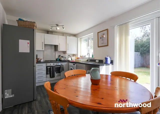 Holly Drive, The Heath, CW11, photo 3