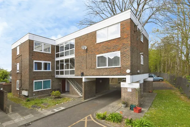 Gordon Road, Shenfield, Brentwood, Essex, CM15, photo 1