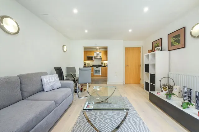 Cassilis Road, London, E14, photo 1