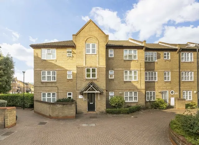 1 bedroom flat, Cornwallis Square, Holloway, N19