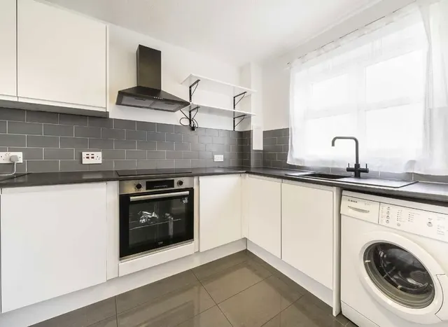 Cornwallis Square, Holloway, N19, photo 2