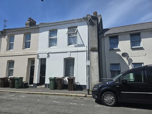 Francis Street, Stonehouse, photo 1