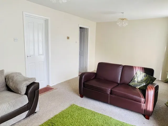 Photo 3 — Falsgrave Close, Newton Heath, M40