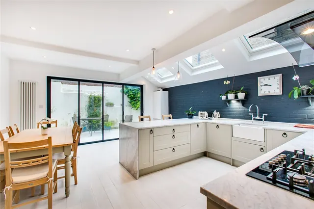 Mendora Road, London, SW6, photo 2