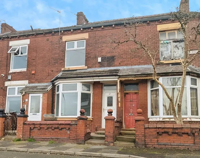 Verney Road, Royton, OL2, photo 1