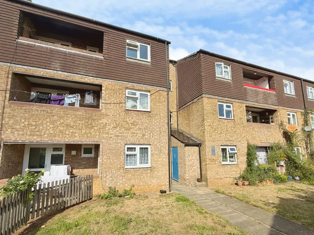 Brunswick Place, Northampton, photo 1