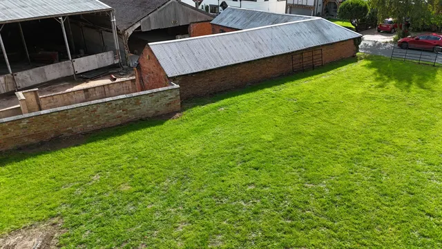 Six Hills Road, LE14, photo 3