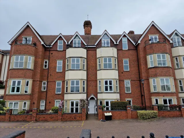 Lichfield Roa, Sutton Coldfield, B74, photo 1